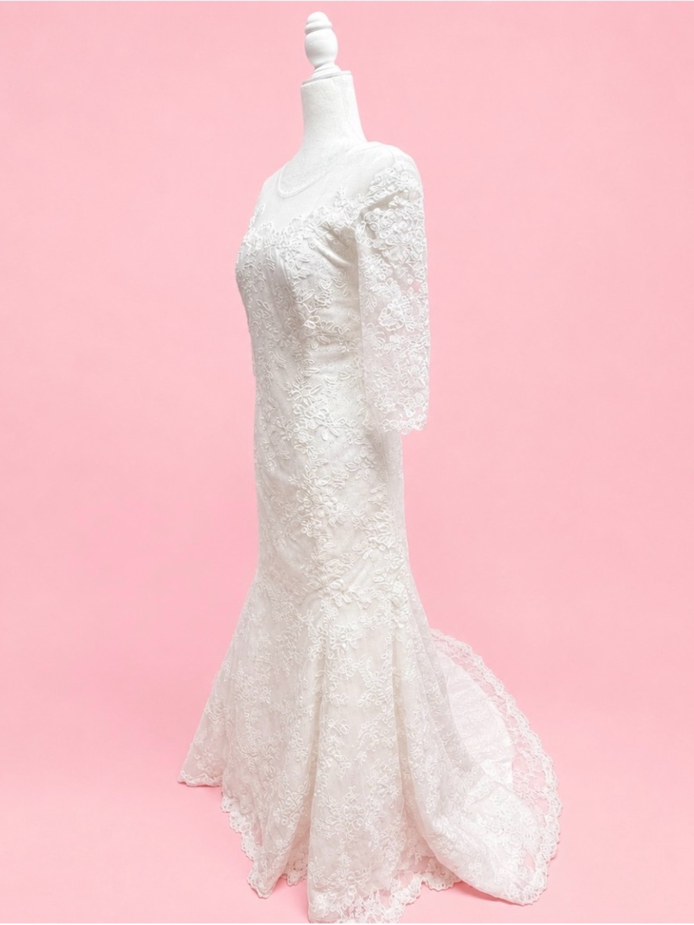 Elegant DaVinci Ivory Lace Bridal Gown with Three-Quarter Sleeves - Picture 9 of 12